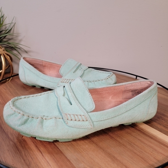 Cynthia Rowley Mint Green Suede Moccasin Driving Loafers Size 6.5 - Picture 4 of 17